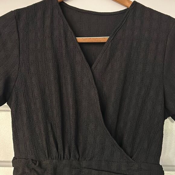 SweatyRocks Women's Short Batwing Sleeve Cross Wrap V-Neck A-line Swing Dress. L - Picture 2 of 12